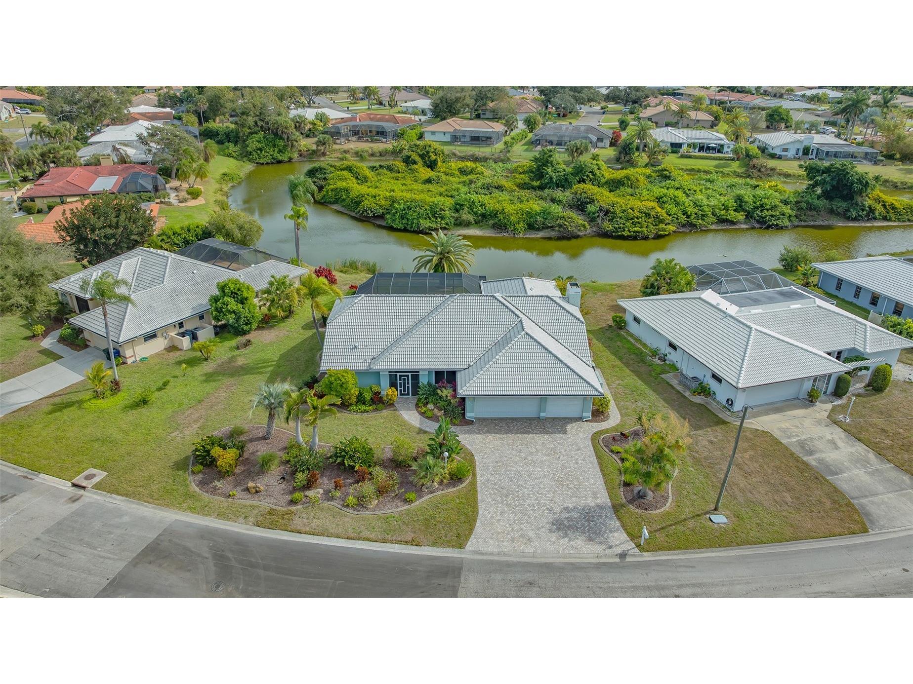 416 W Rossetti Drive Nokomis FL 34275 A4675037 image1