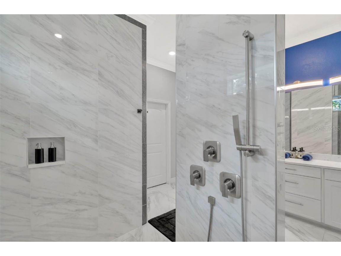 416 W Socrum Loop Road Lakeland FL 33809 TB8424357 image48