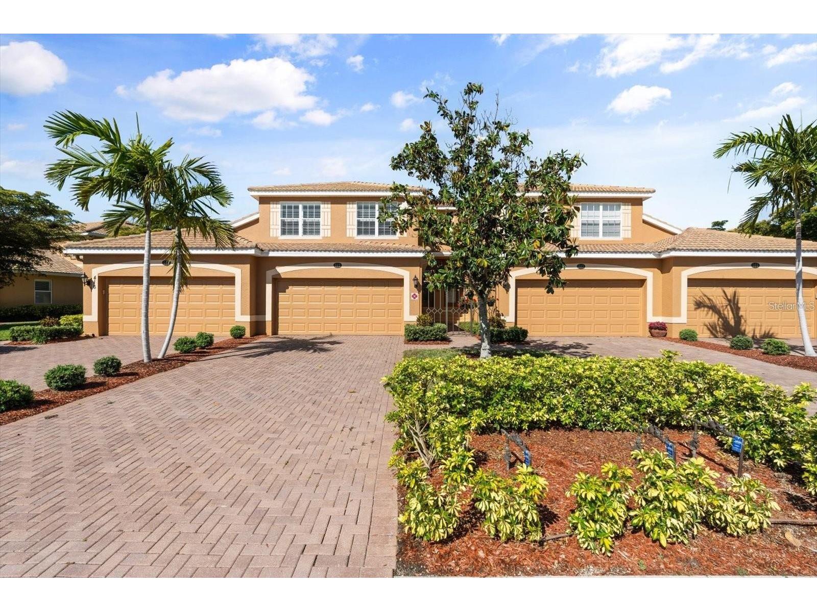 416 Winding Brook Lane #102 Bradenton FL 34212 A4693214 image1