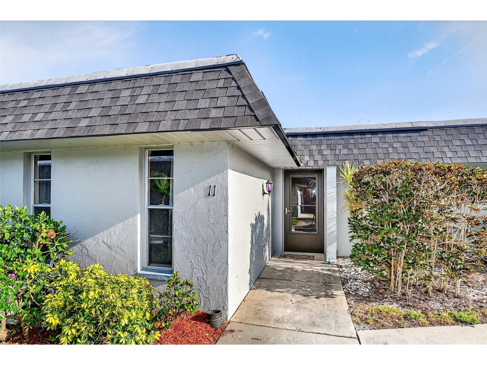 4160 Fruitville Road #11 Sarasota FL 34232 A4689204 image1
