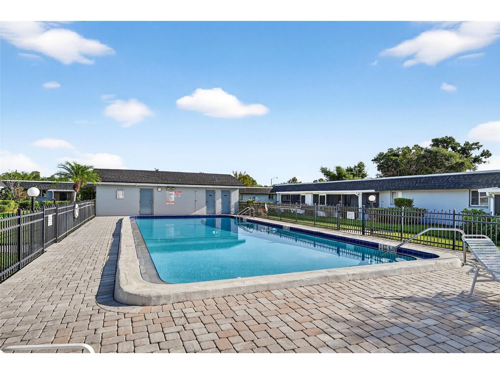 4160 Fruitville Road #11 Sarasota FL 34232 A4689204 image59