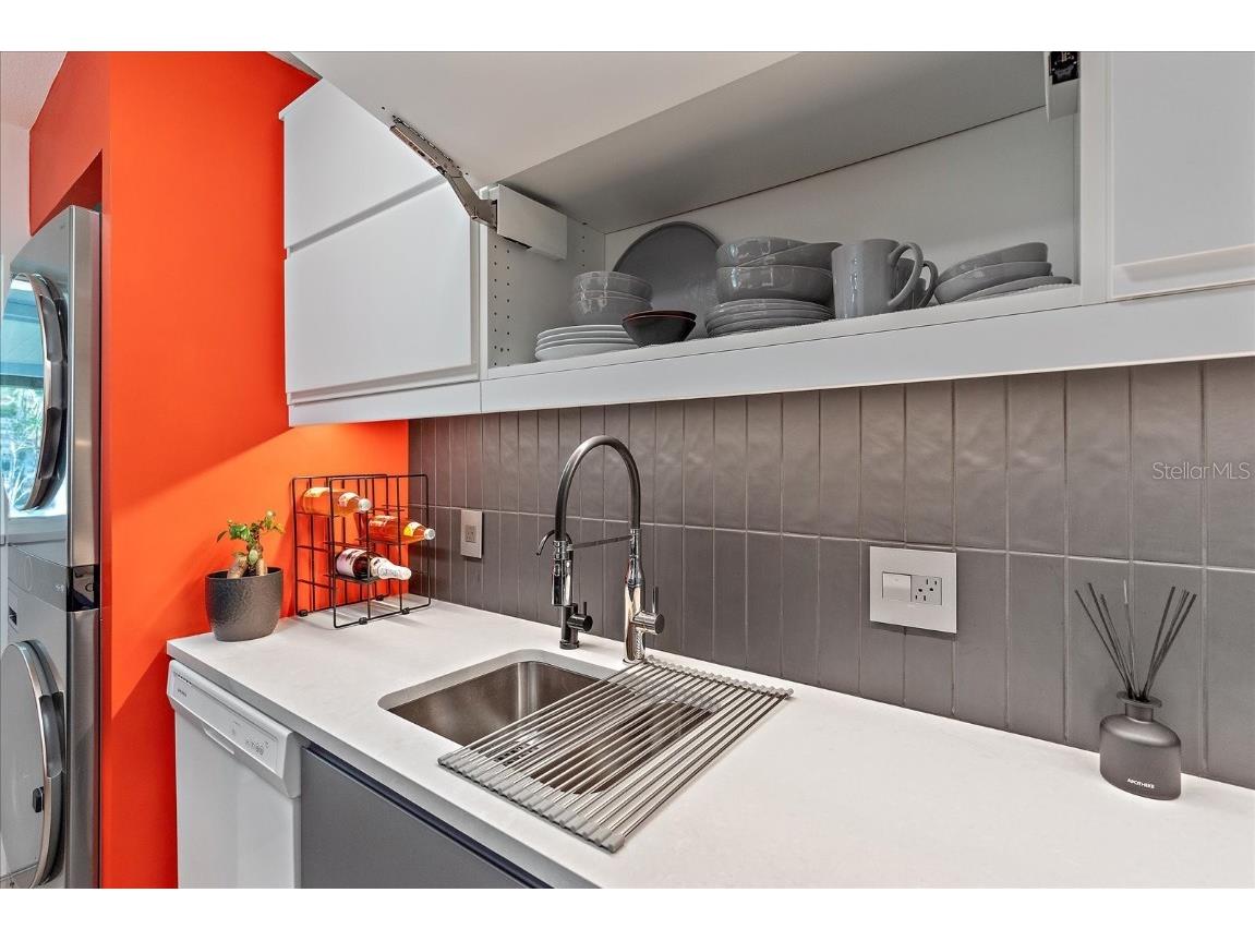 4160 Fruitville Road #65 Sarasota FL 34232 A4667447 image4