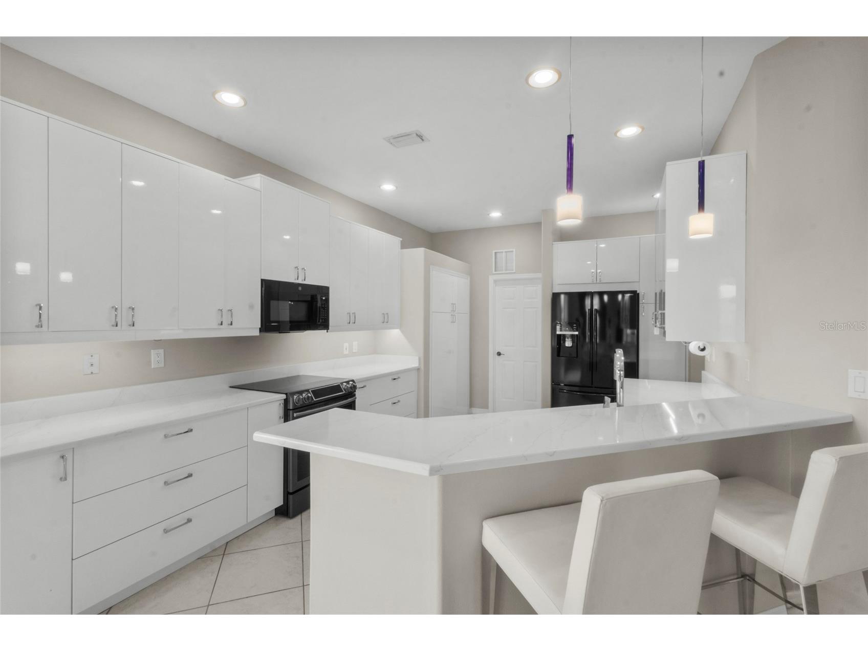 4160 Mackay Falls Terrace Sarasota FL 34243 A4672916 image21