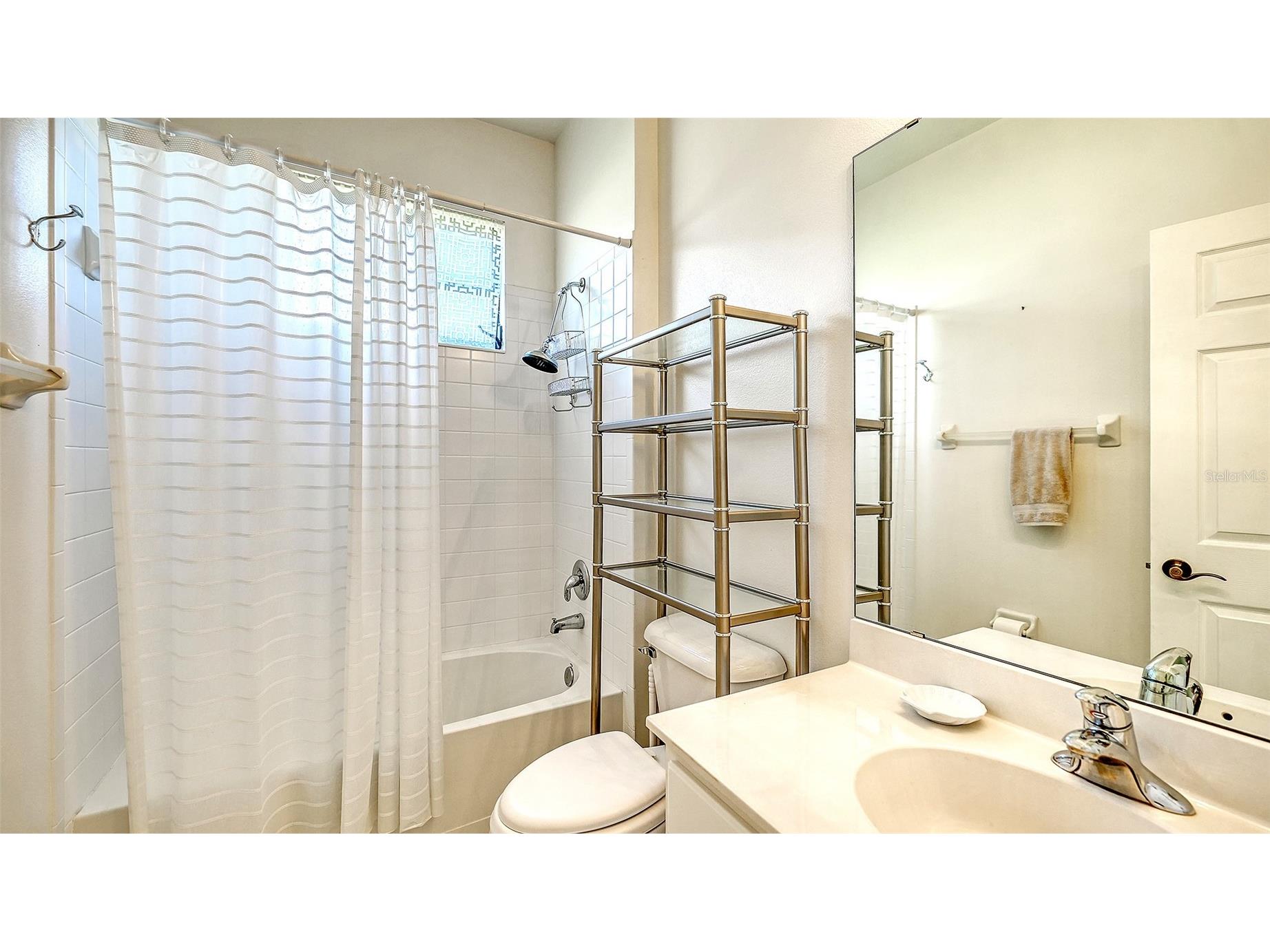 4160 Mackay Falls Terrace Sarasota FL 34243 A4672916 image35