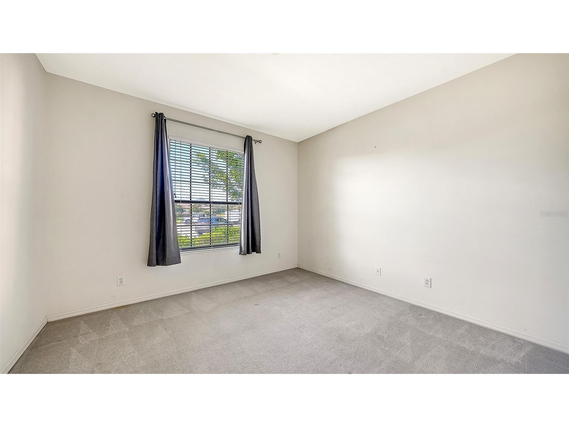 4160 Mackay Falls Terrace Sarasota FL 34243 A4672916 image36