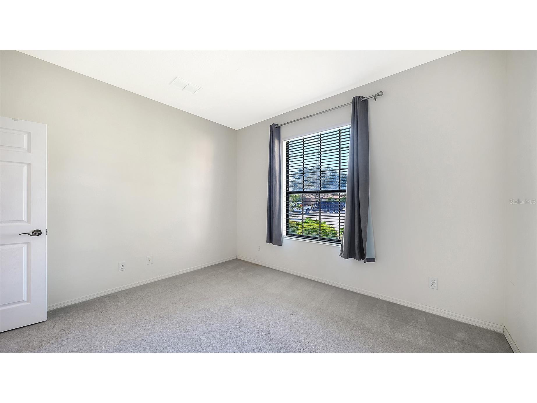 4160 Mackay Falls Terrace Sarasota FL 34243 A4672916 image37