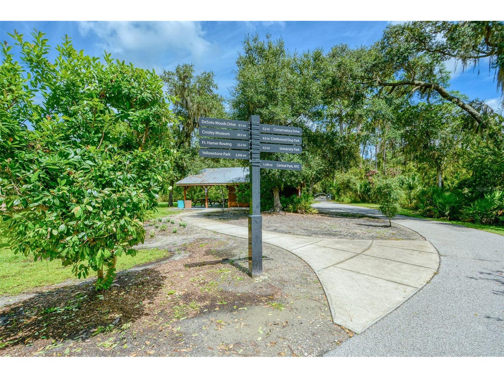 4160 Mackay Falls Terrace Sarasota FL 34243 A4672916 image54