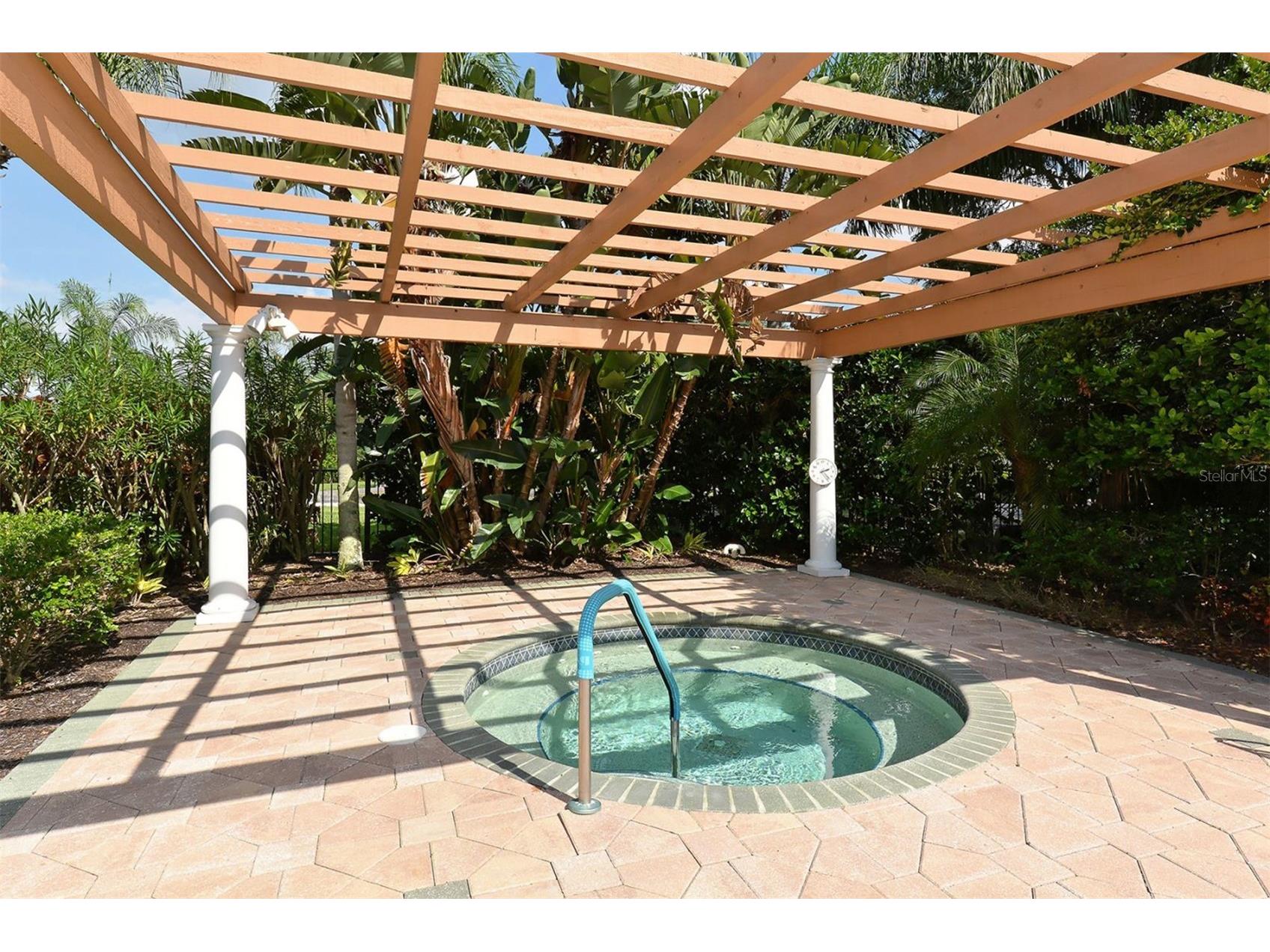 4160 Mackay Falls Terrace Sarasota FL 34243 A4672916 image70