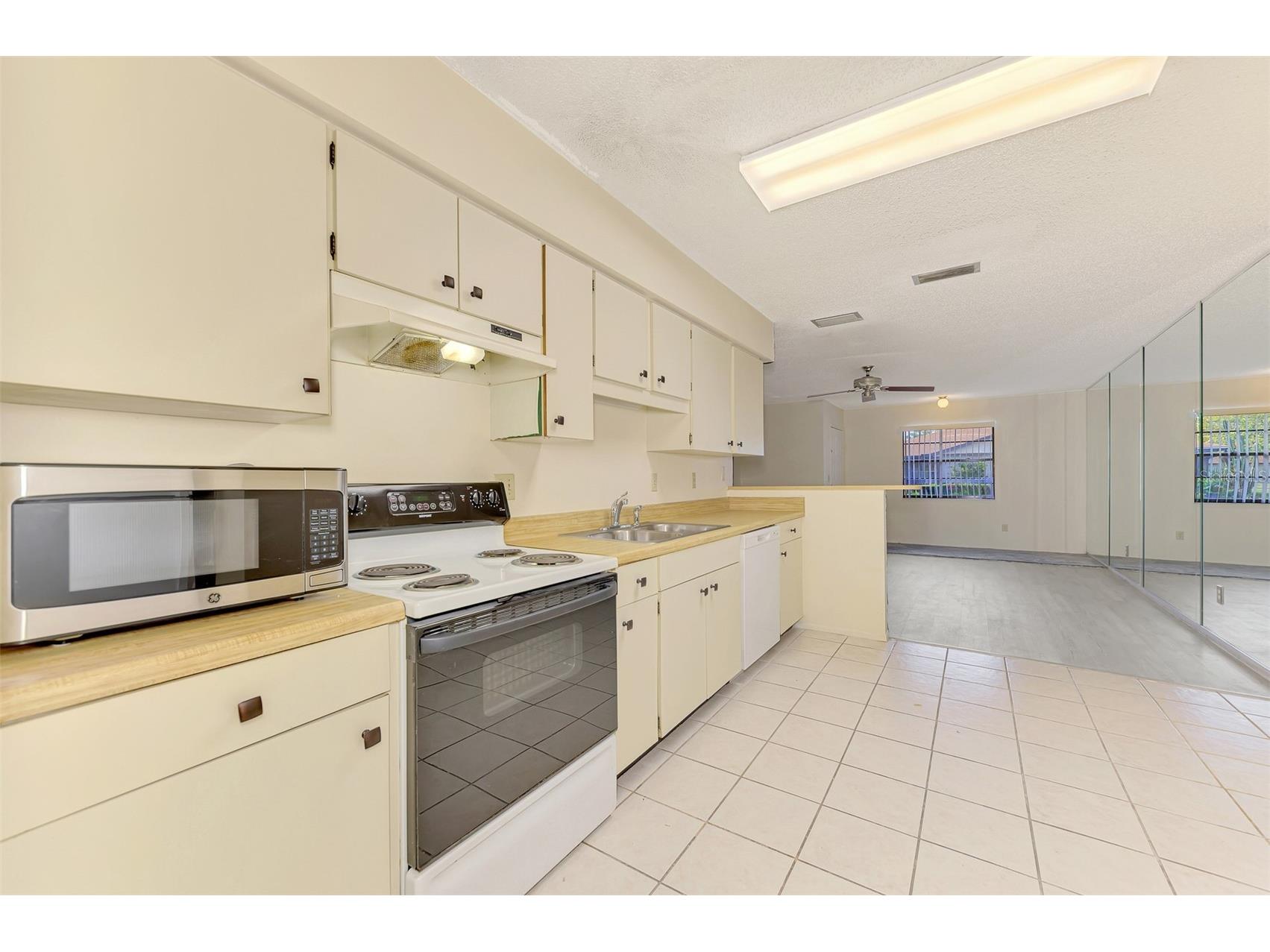 4161 66th Street Circle W Bradenton FL 34209 A4692933 image19