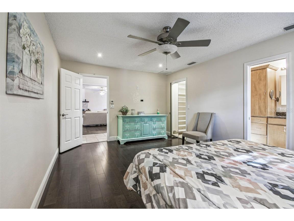 4161 Rolling Springs Drive Tampa FL 33624 TB8444488 image36