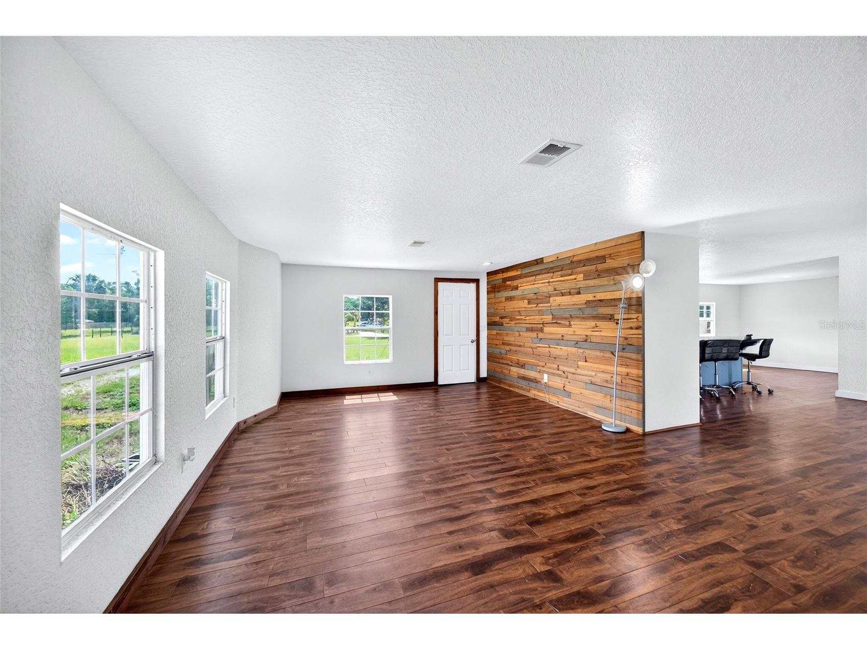 4162 Laughlin Road Mount Dora FL 32757 TB8513353 image12