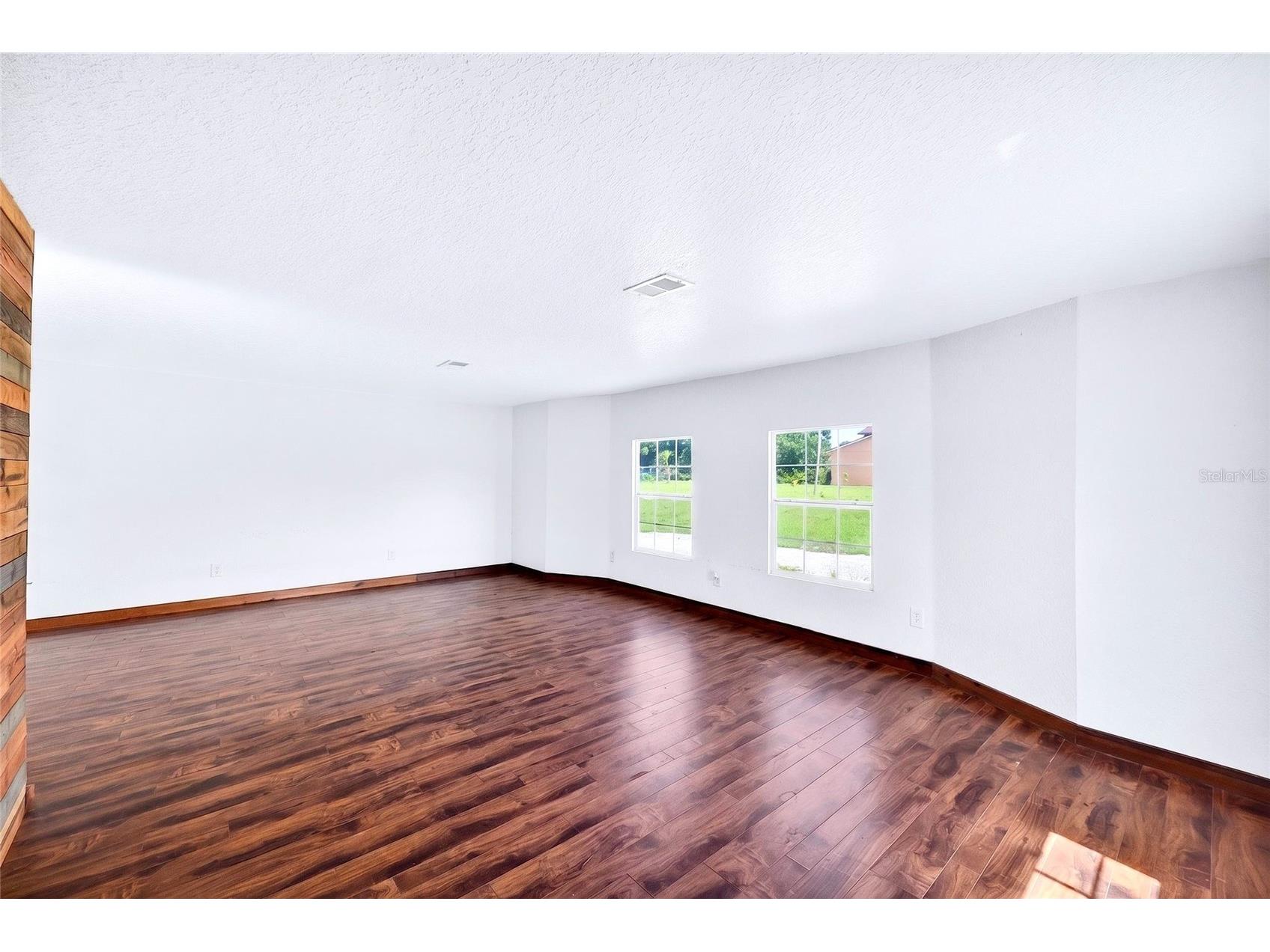 4162 Laughlin Road Mount Dora FL 32757 TB8513353 image22