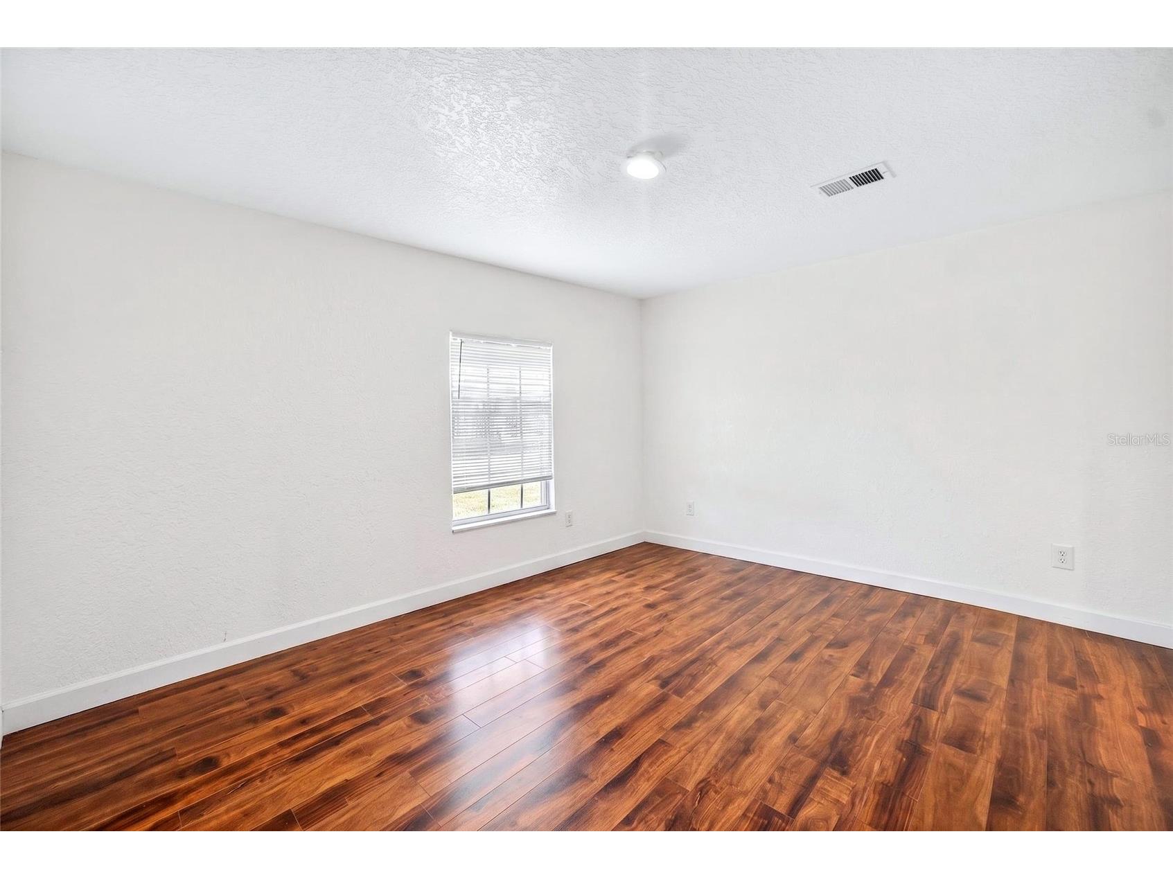 4162 Laughlin Road Mount Dora FL 32757 TB8513353 image24