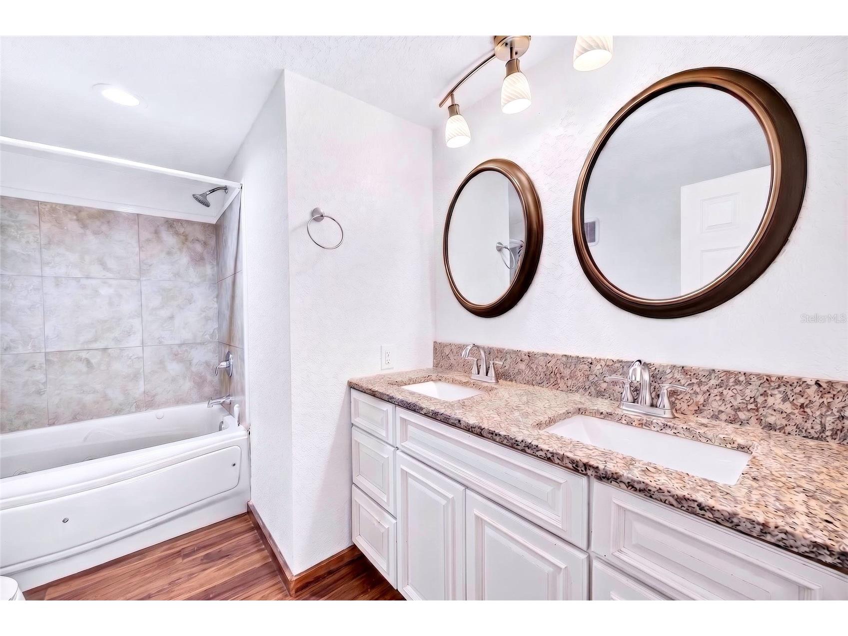 4162 Laughlin Road Mount Dora FL 32757 TB8513353 image31