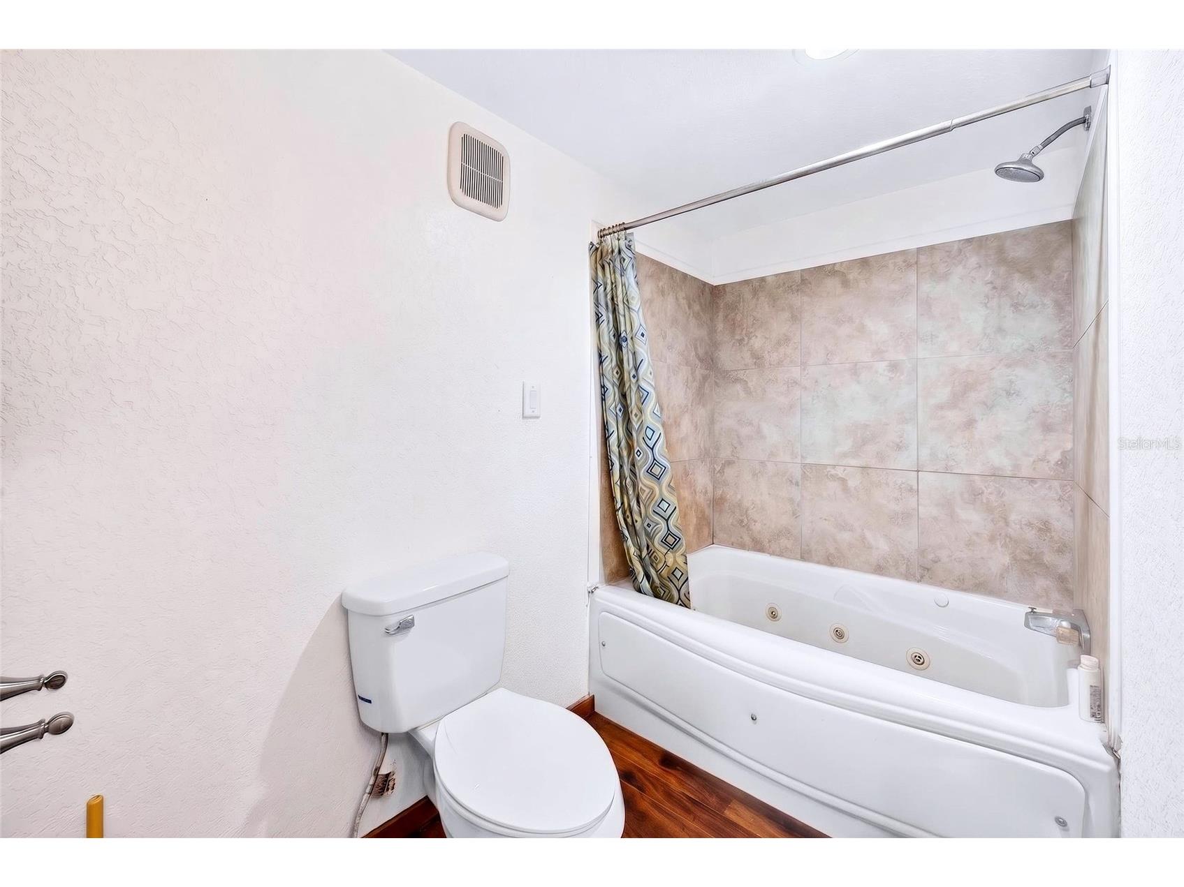 4162 Laughlin Road Mount Dora FL 32757 TB8513353 image32