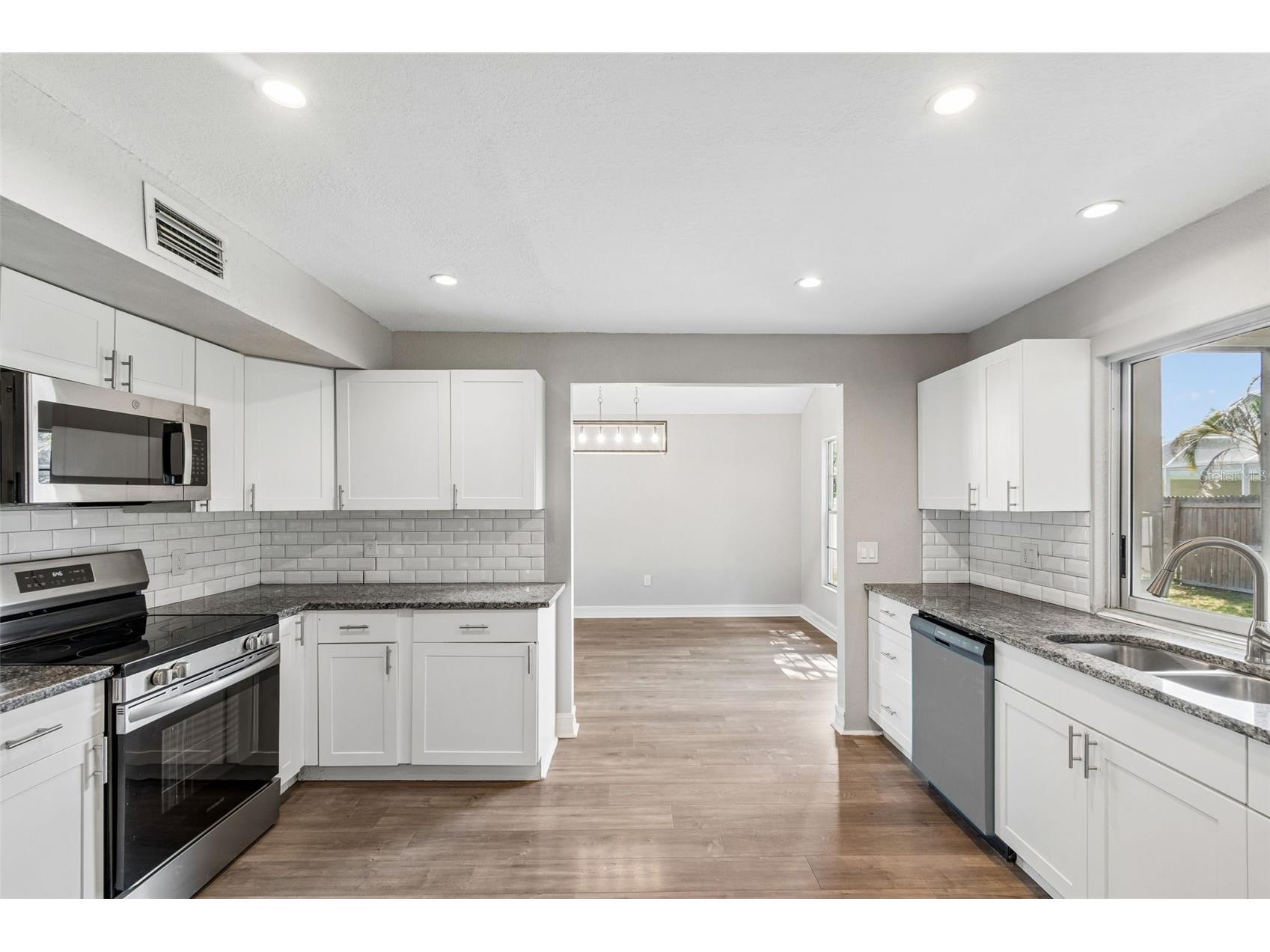 4163 Mallard Drive Safety Harbor FL 34695 TB8522494 image18