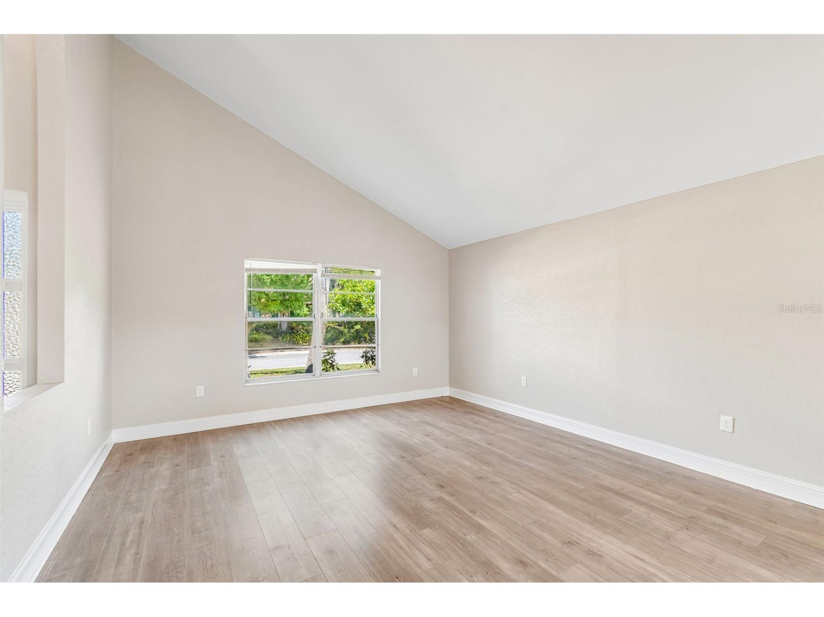 4163 Mallard Drive Safety Harbor FL 34695 TB8522494 image6