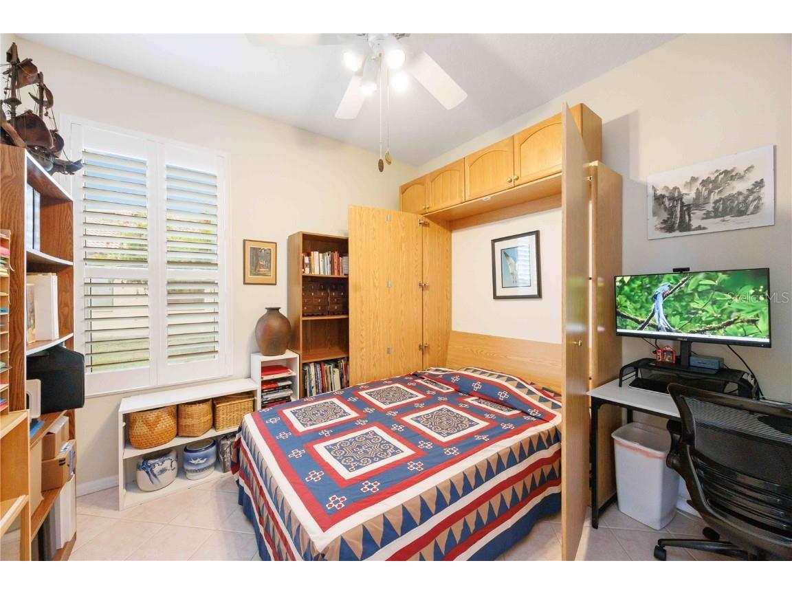 4164 Mackay Falls Terrace Sarasota FL 34243 A4675872 image26