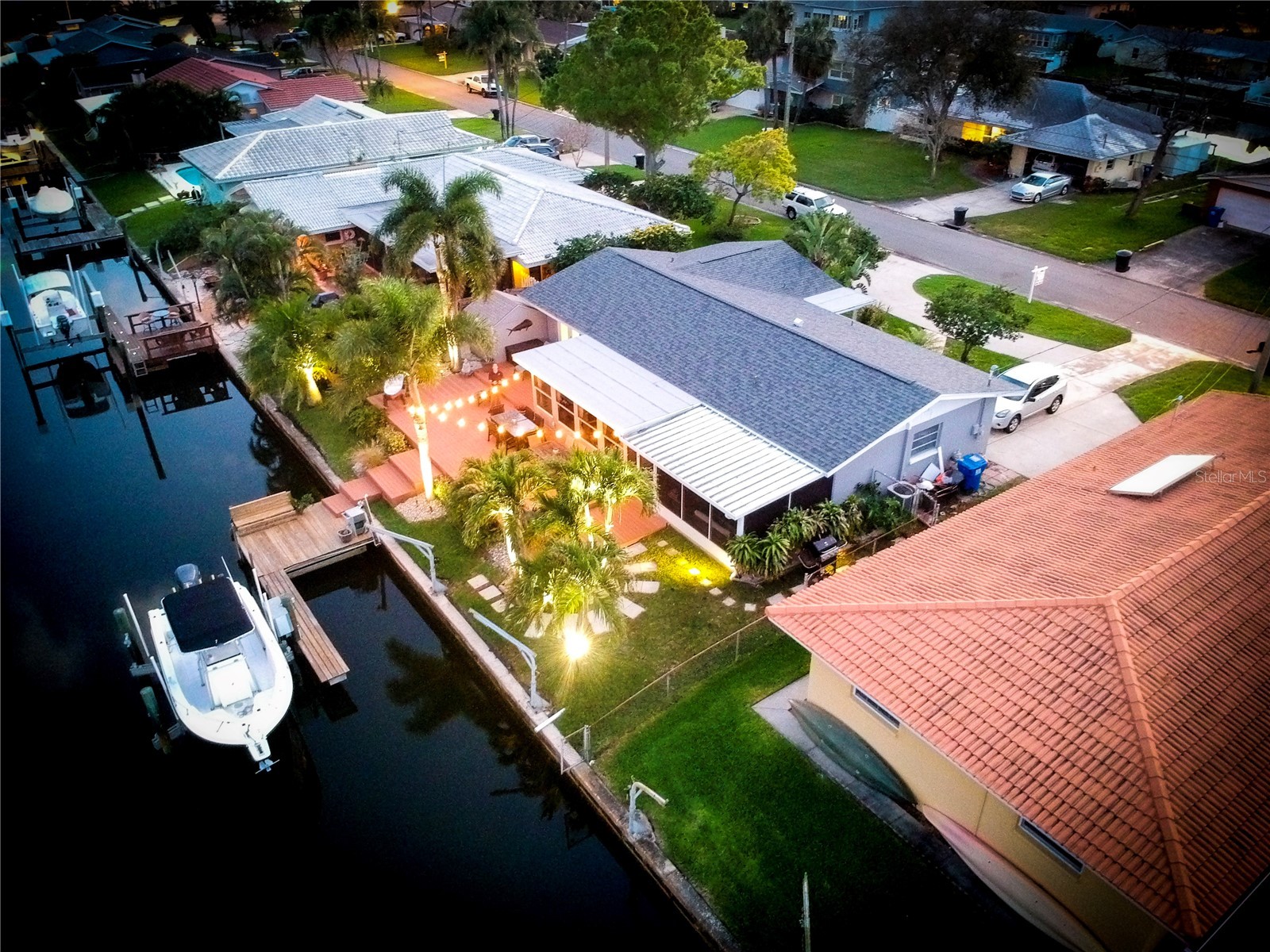 4165 13th Lane NE Saint Petersburg FL 33703 TB8478162 image1