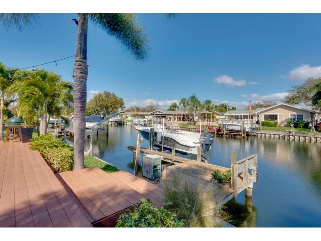 4165 13th Lane NE Saint Petersburg FL 33703 TB8478162 image5