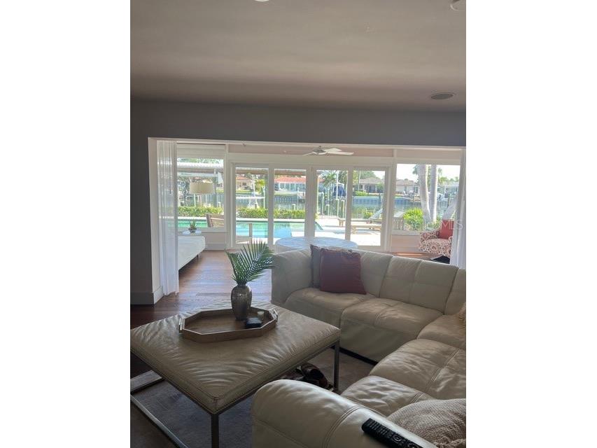 4165 49th Avenue S Saint Petersburg FL 33711 TB8461721 image8