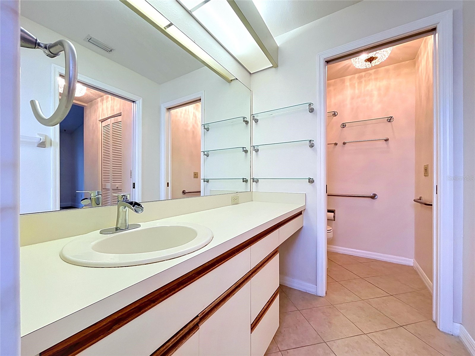 4165 Rosas Avenue #3088 Sarasota FL 34233 A4695896 image15