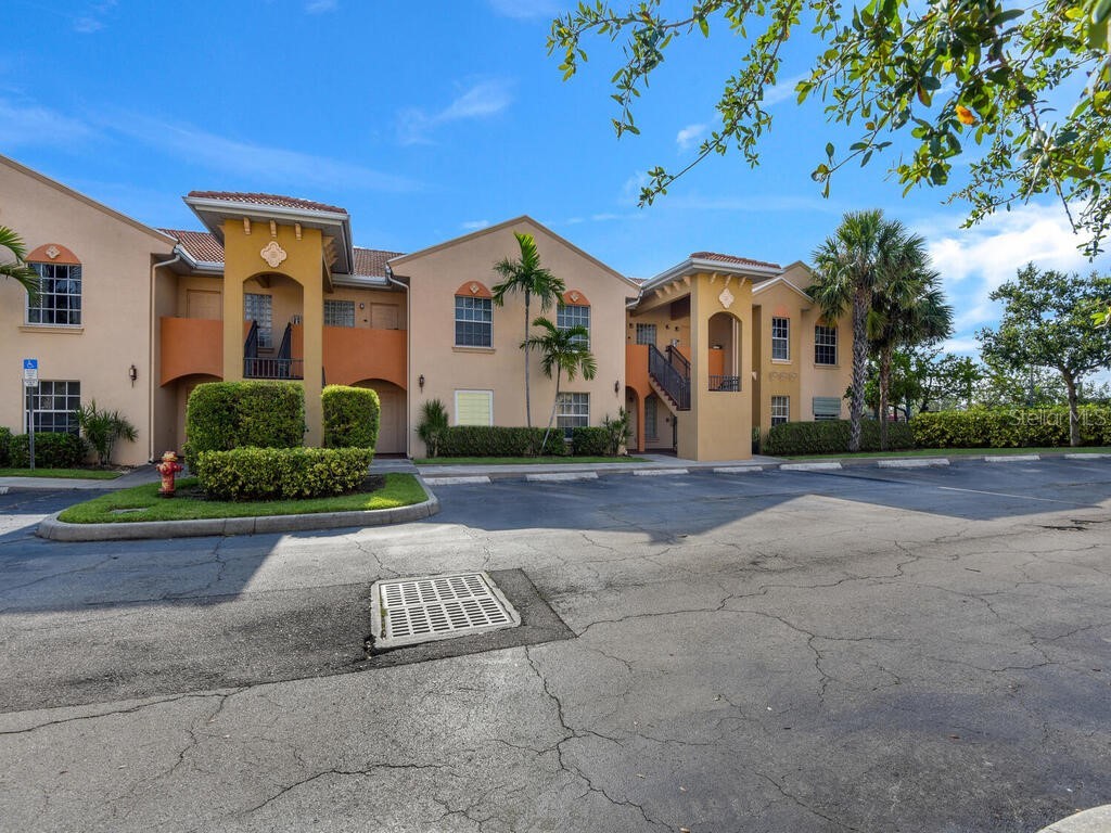 4166 Castilla Circle #205 Fort Myers FL 33916 C7476273 image1