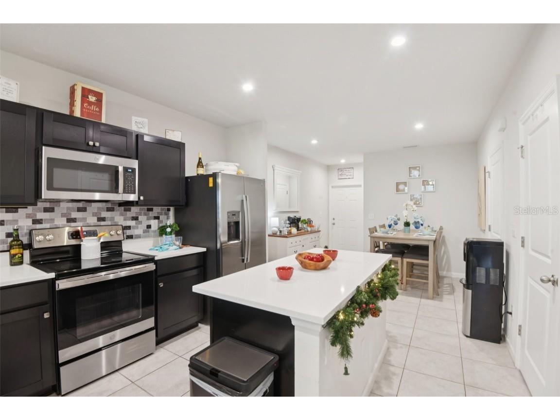 4167 Harbour Palm Drive Holiday FL 34691 TB8457286 image8