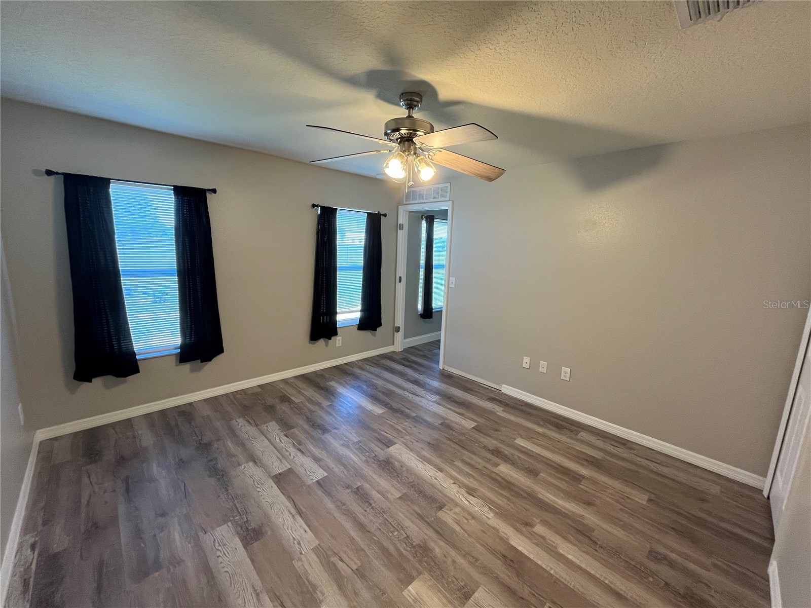 4167 Sand Ridge Boulevard Spring Hill FL 34609 TB8522733 image12