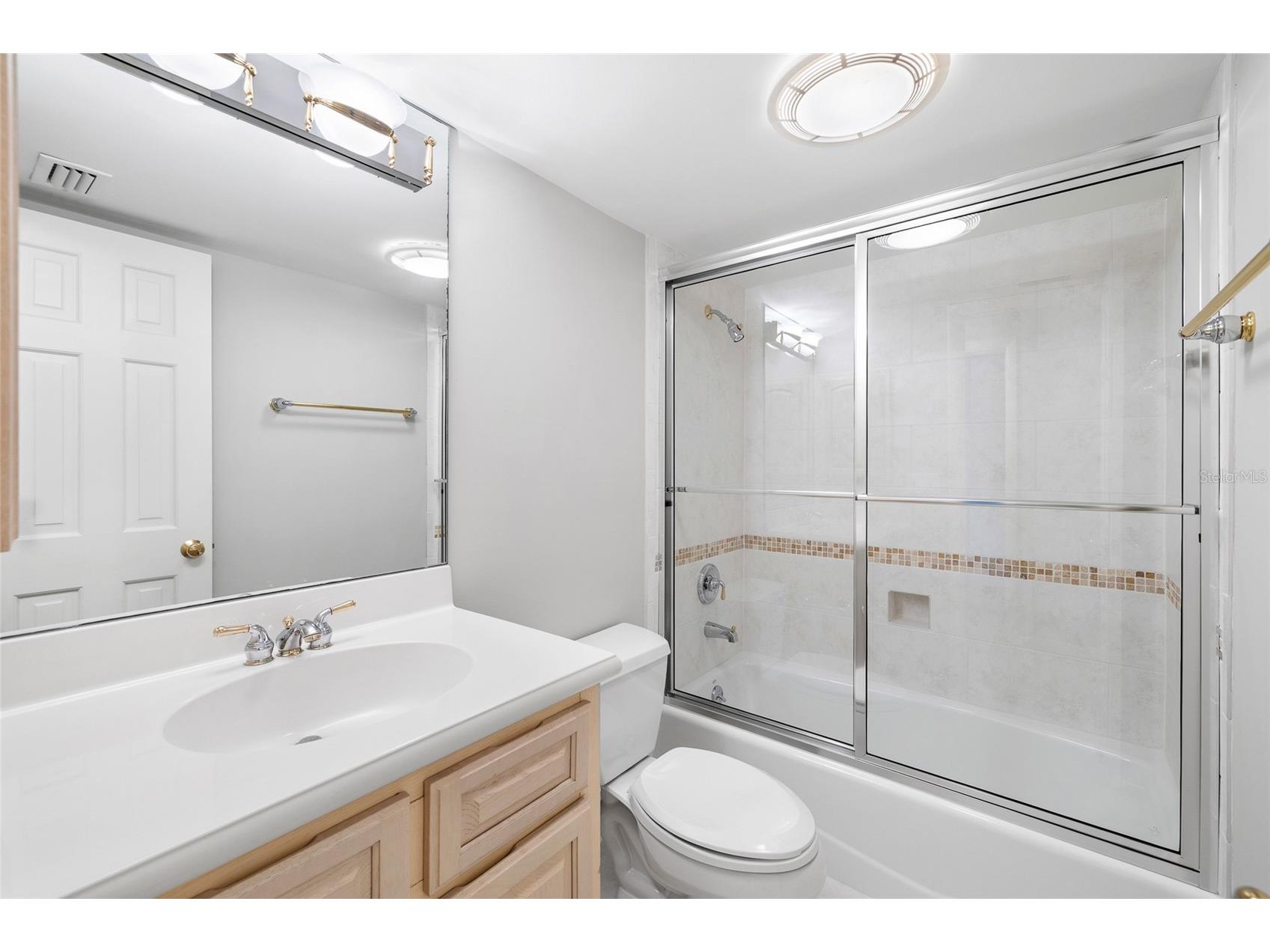 4168 Northmeadow Circle Tampa FL 33618 TB8497879 image26