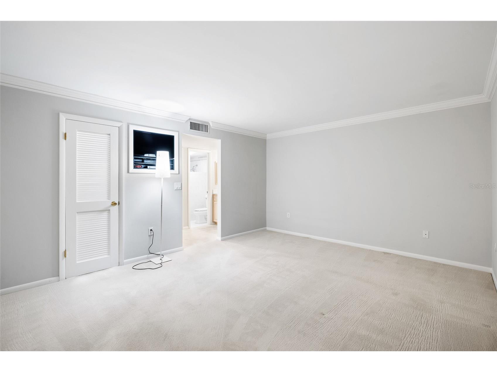 4168 Northmeadow Circle Tampa FL 33618 TB8497879 image29