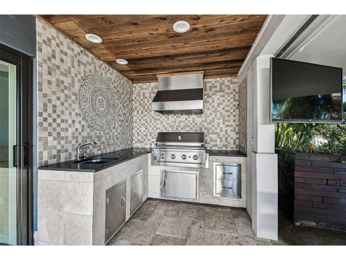 4169 Saltwater Boulevard Tampa FL 33615 TB8439164 image38