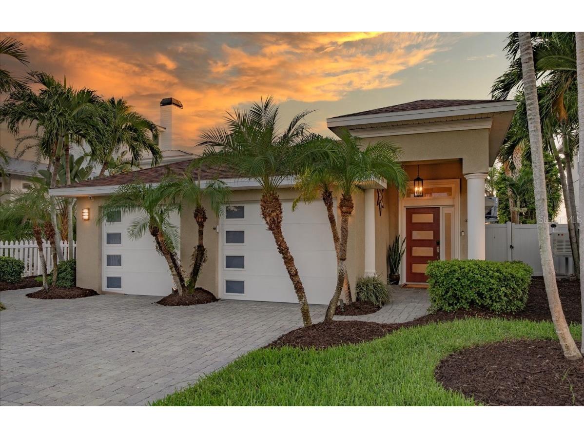 417 20th Avenue Indian Rocks Beach FL 33785 - INTRACOASTAL TO GULF WATERS TB8433790 image1