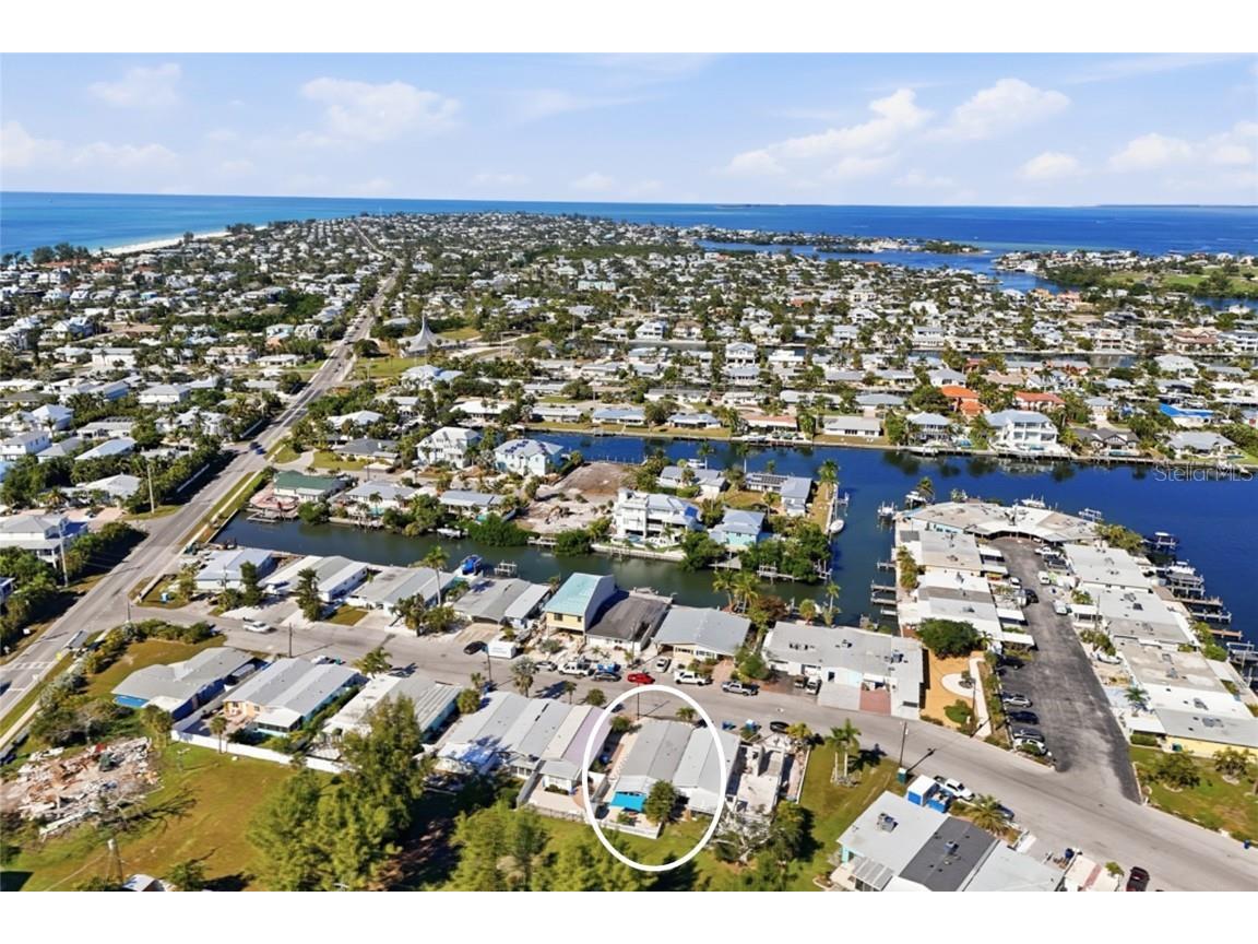 417 63rd Street Holmes Beach FL 34217 A4673268 image1