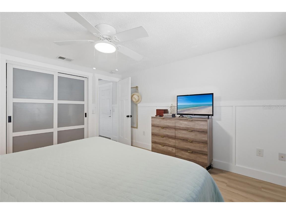 417 63rd Street Holmes Beach FL 34217 A4673268 image14