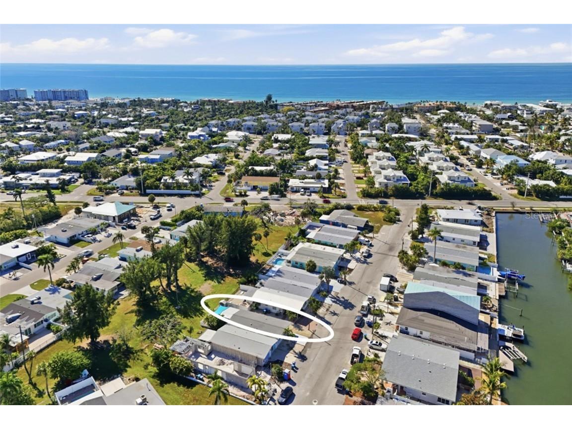 417 63rd Street Holmes Beach FL 34217 A4673268 image24