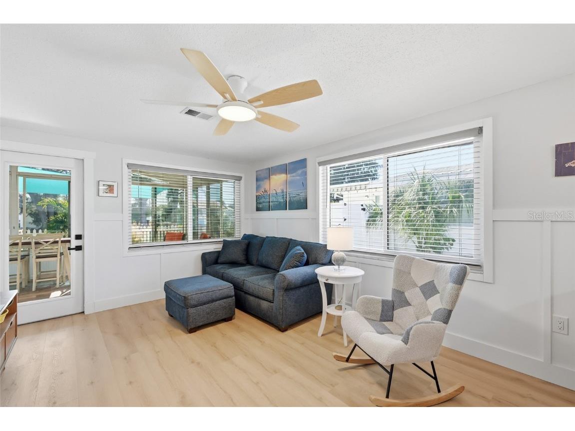 417 63rd Street Holmes Beach FL 34217 A4673268 image9