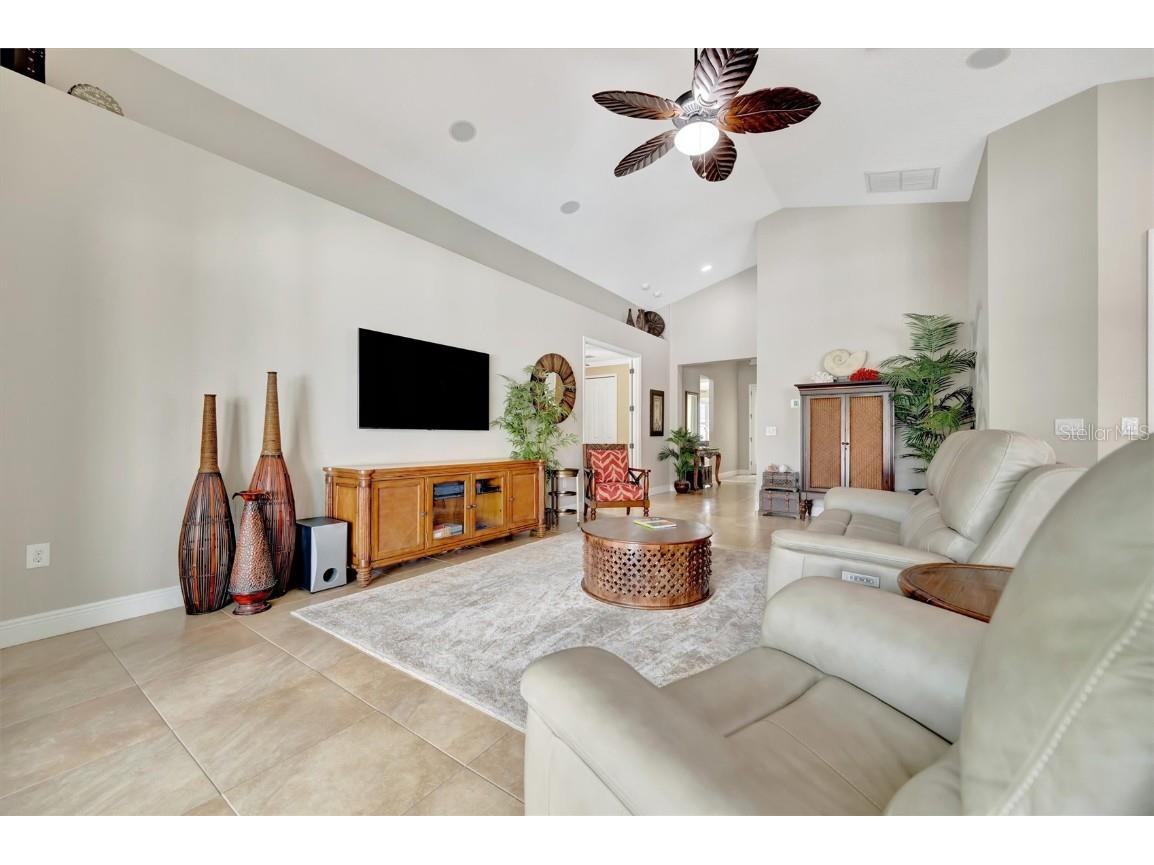 417 Bahama Grande Boulevard Apollo Beach FL 33572 TB8434289 image20