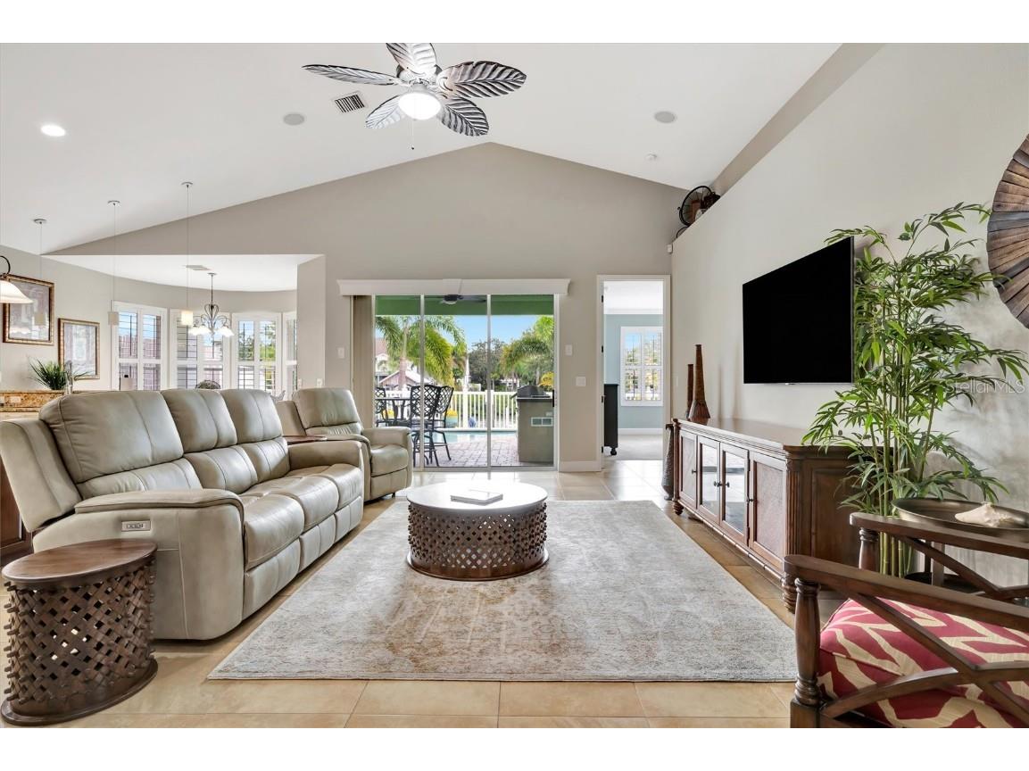 417 Bahama Grande Boulevard Apollo Beach FL 33572 TB8434289 image22