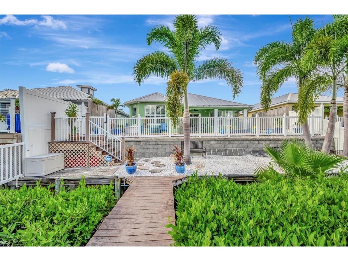 417 Bahama Grande Boulevard Apollo Beach FL 33572 TB8434289 image56