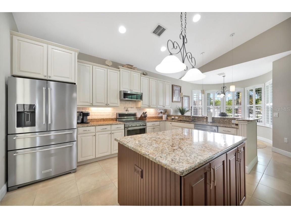 417 Bahama Grande Boulevard Apollo Beach FL 33572 TB8434289 image8