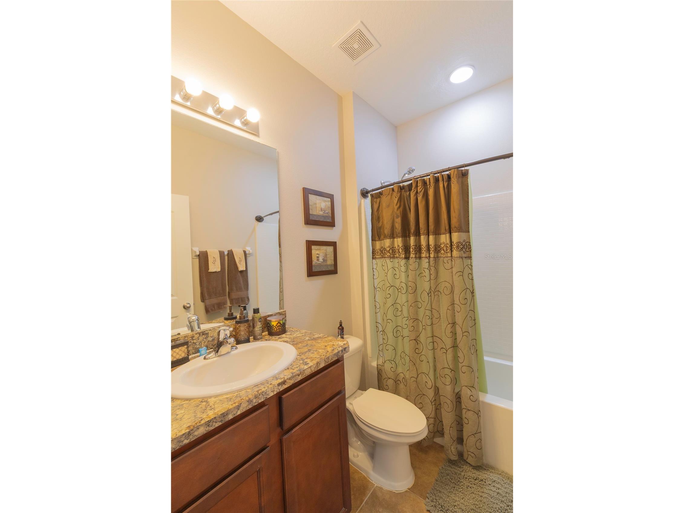 417 Blakely Court Ruskin FL 33570 TB8529766 image29