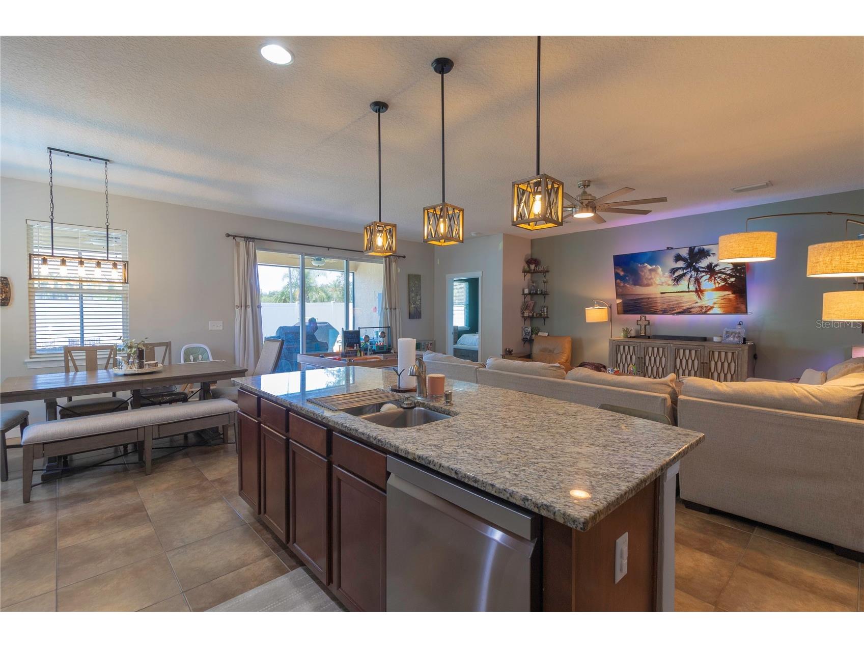 417 Blakely Court Ruskin FL 33570 TB8529766 image8