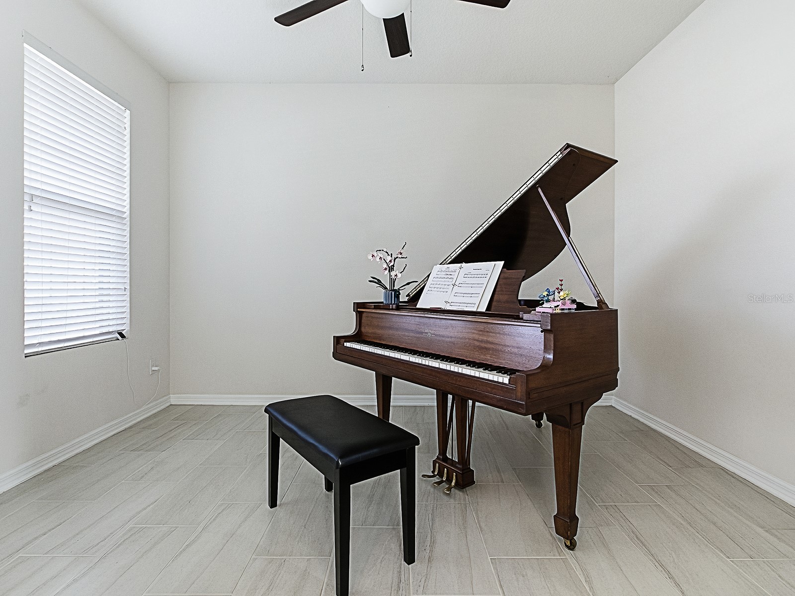 417 Blue Cypress Drive Groveland FL 34736 - CLERMONT CHAIN OF LAKES G5106247 image8