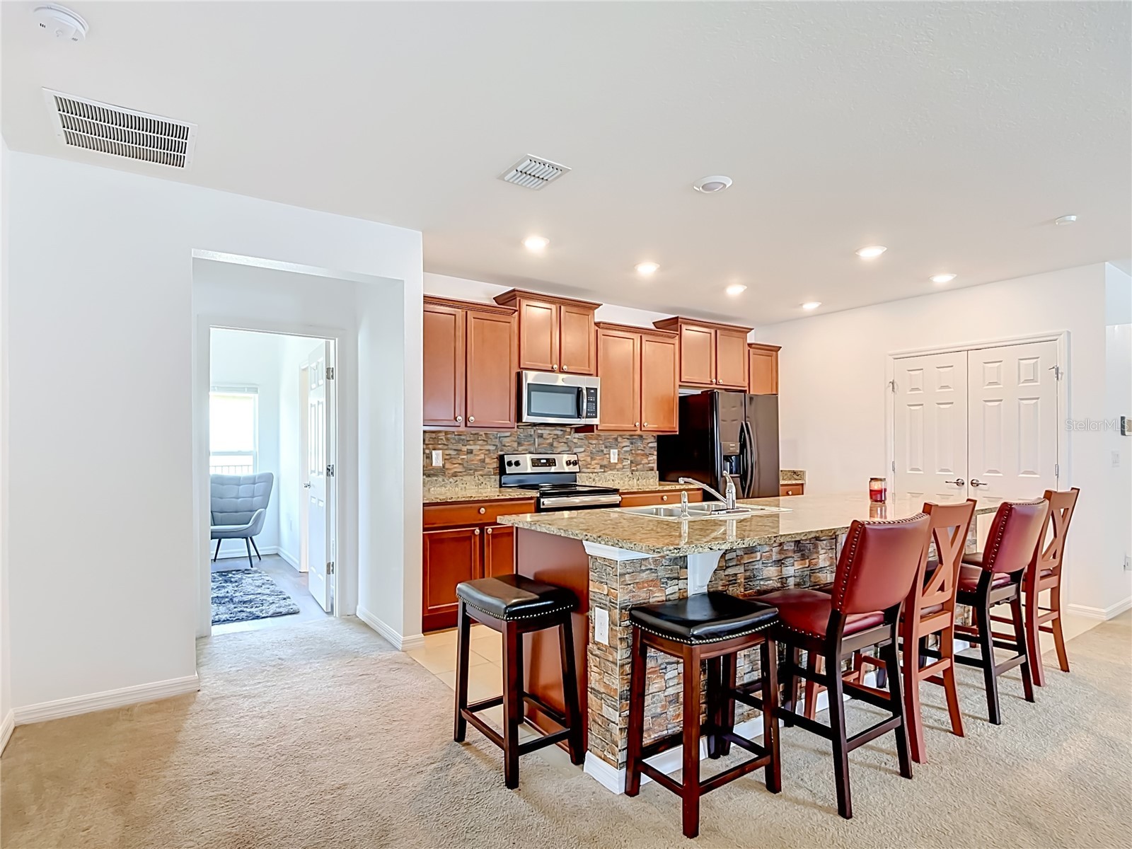 417 Blue Lake Circle Kissimmee FL 34758 O6407164 image12