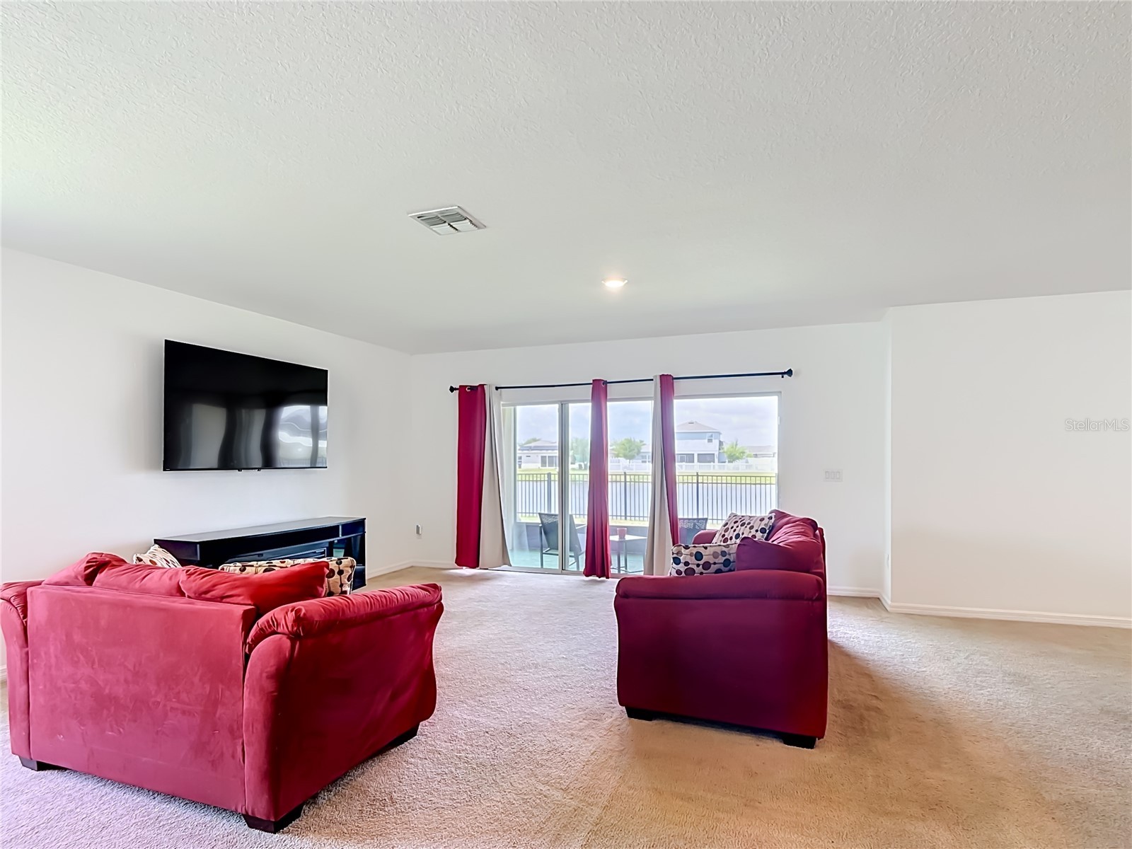 417 Blue Lake Circle Kissimmee FL 34758 O6407164 image3