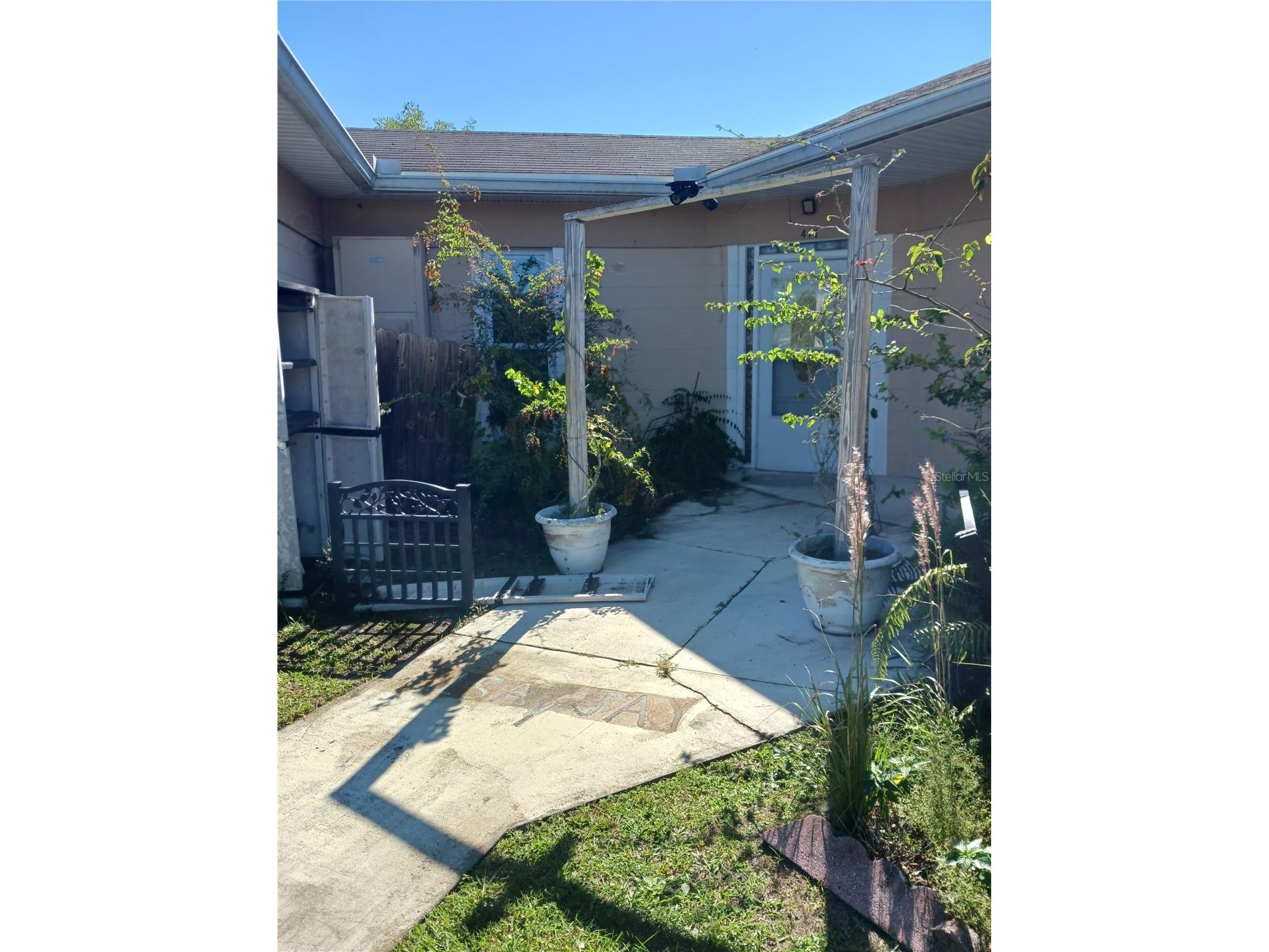 417 Club Circle Lakeshore FL 33854 S5137445 image1