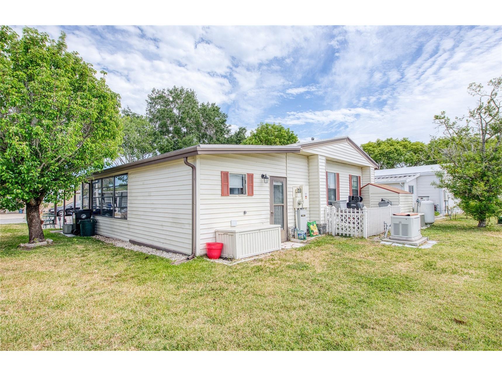 417 Dolphin Drive S Oldsmar FL 34677 TB8504194 image39