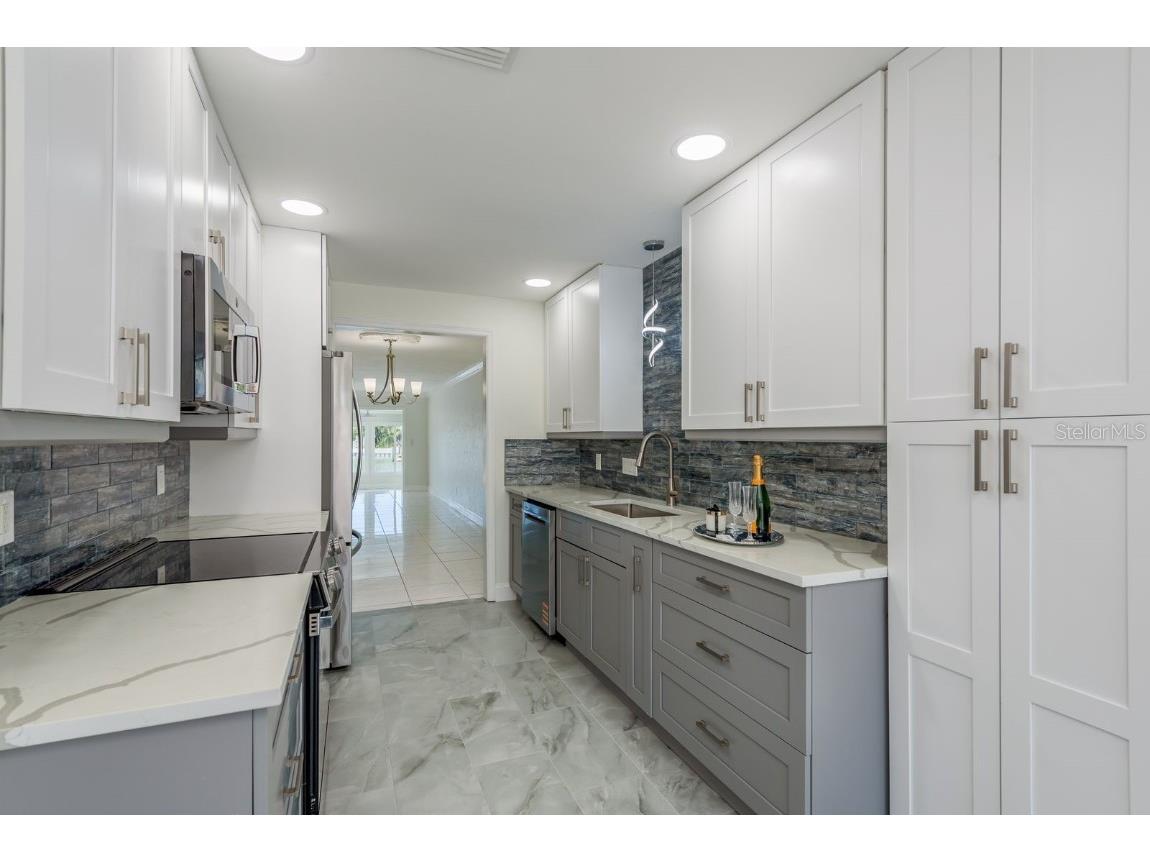 417 E Boca Ciega Point Boulevard N #417 Saint Petersburg FL 33708 - GULF OF MEXICO TB8431058 image11