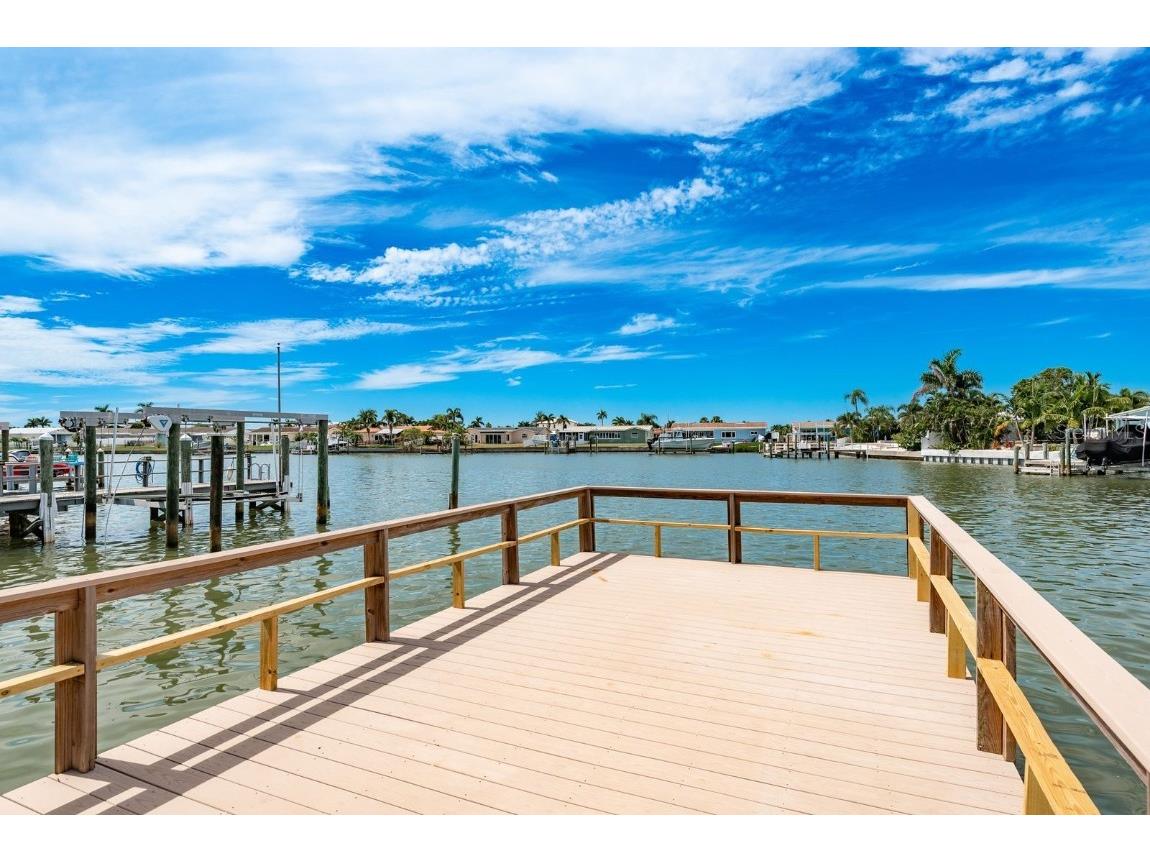 417 E Boca Ciega Point Boulevard N #417 Saint Petersburg FL 33708 - GULF OF MEXICO TB8431058 image35